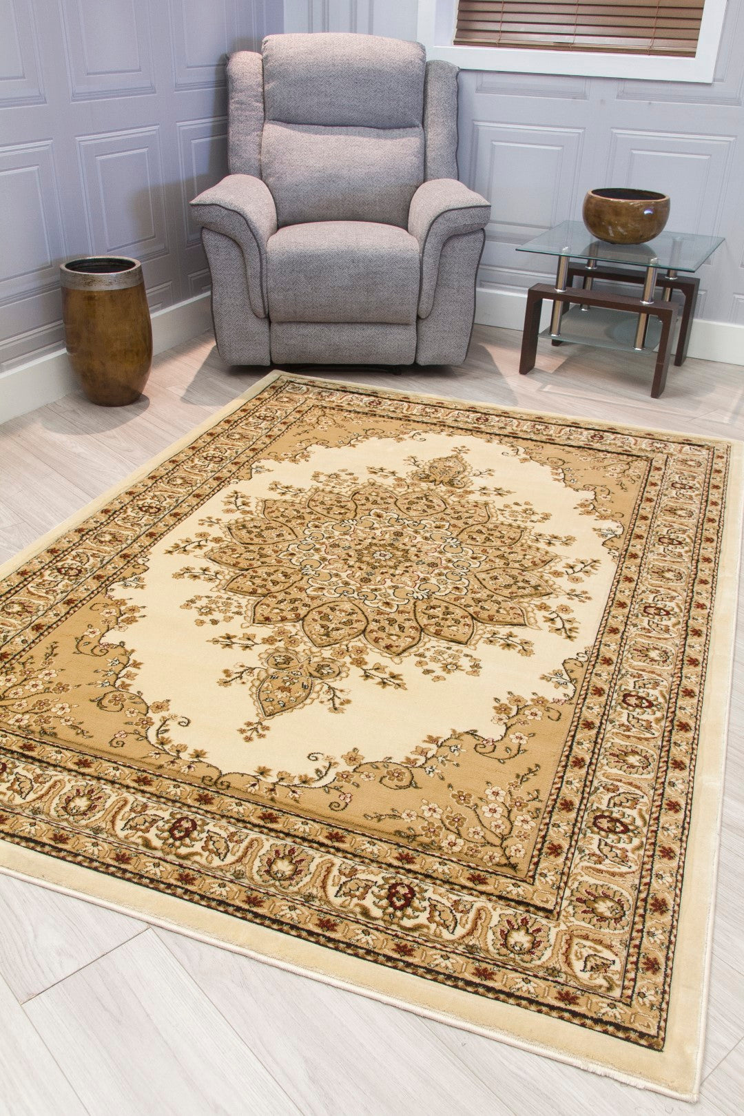 Classique Range - Medallion Rug - Ivory