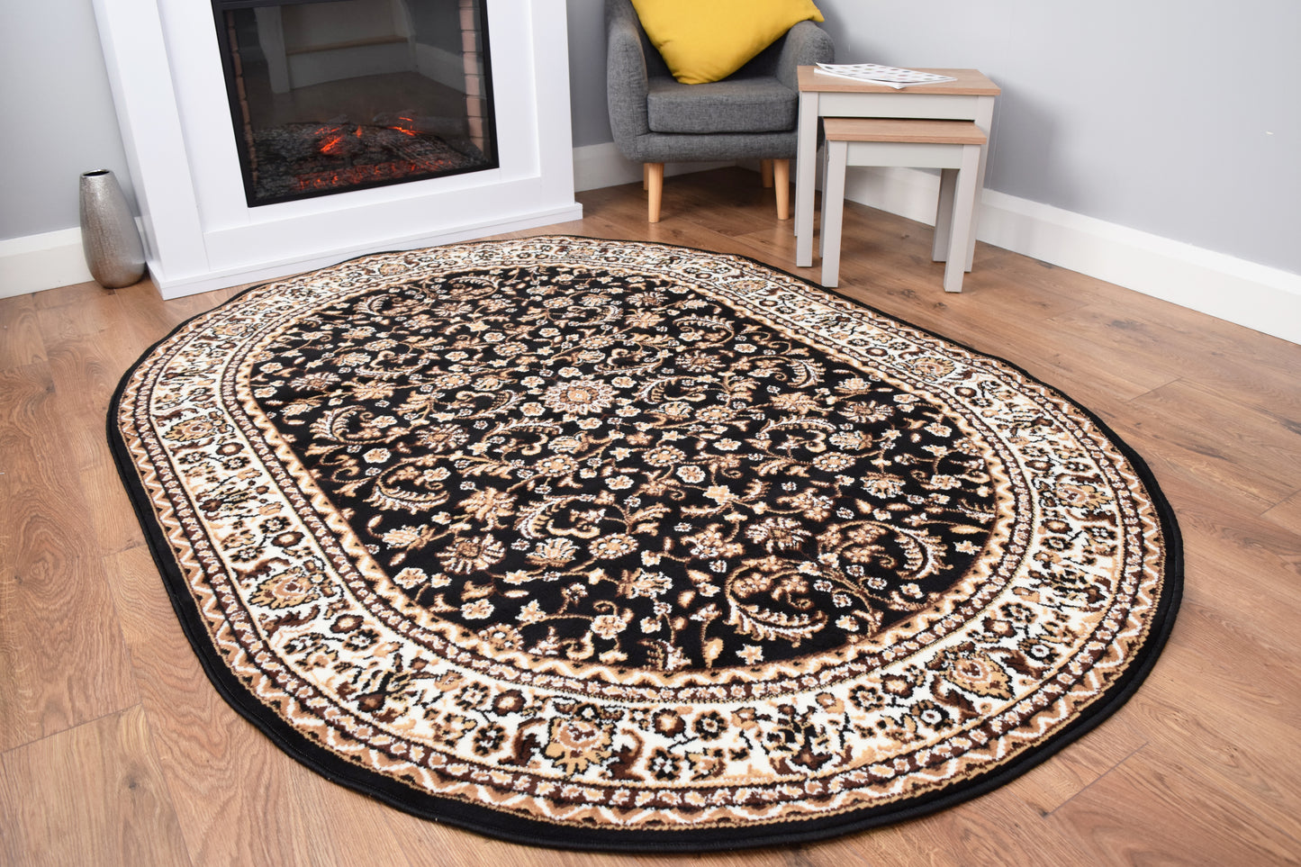Luna Rug - Oval Range - Classical Black