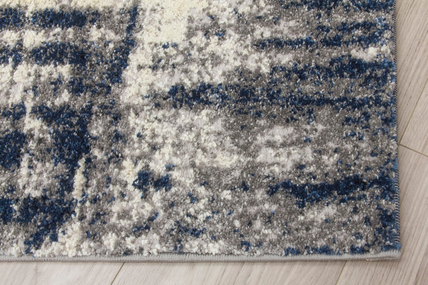Callisto Rug Accents - Navy