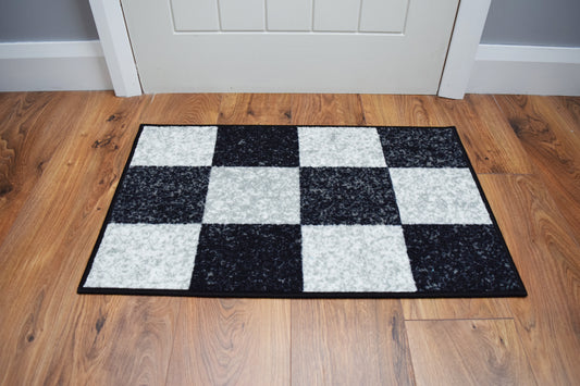 Riviera Squares Mat & Runner - Black