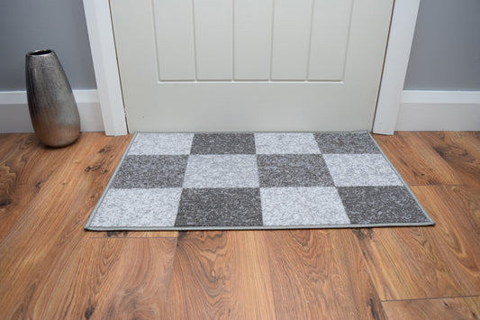 Riviera Squares Mat & Runner - Grey